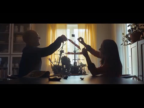 LEGO Barracuda Bay (21322) Commercial - Heartwarming