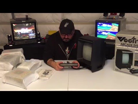 Rob Talks: Vectrex Unboxing, Review and Gameplay on 13 games