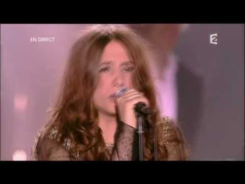 Izïa - Let Me Alone - Live aux Victoires de la musique 2010