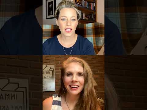 Elizabeth Banks in live with so many cool people from TX, OH, Ireland and Gracie from Kansas!