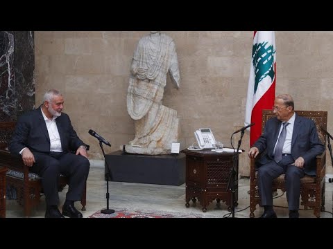 فيديو هنية يلتقي بعون في أول زيارة له إلى لبنان منذ 27 عاما…