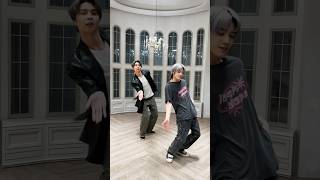 Download lagu Parade! 더 신나는 노래🎶 뭐해 우리 같이 놀래?🐱🌹 mp3