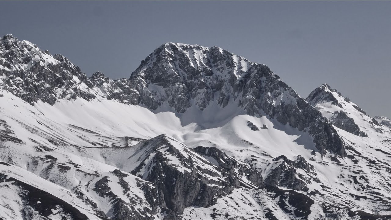 Live webcam view of Macizo de Peña Ubiña desde San Emiliano