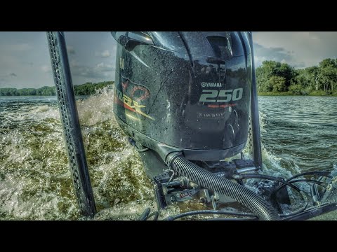 How Hydraulic Jack Plates Benefit Boat Performance
