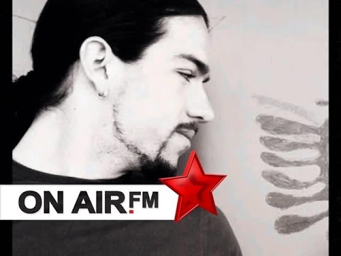 Gjonny Ft. Berat Krasniqi - Jam Shqiptar ( New 2012)