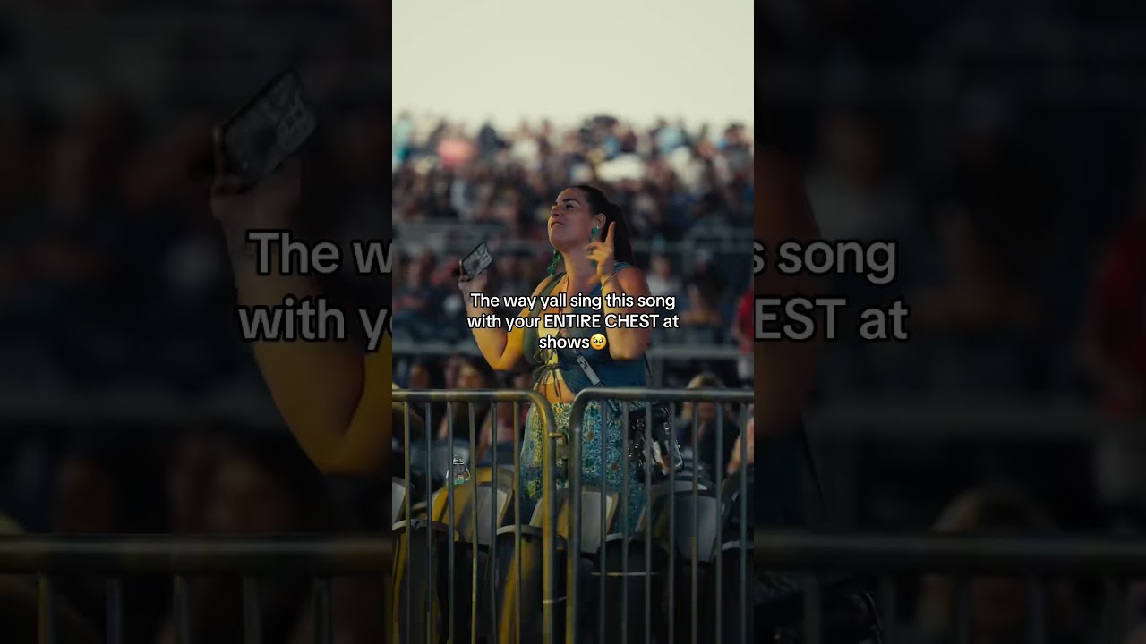 YOU GUYS ARE AMAZING THANK YOU SO MUCH #countrymusic #cma #livemusic #shorts