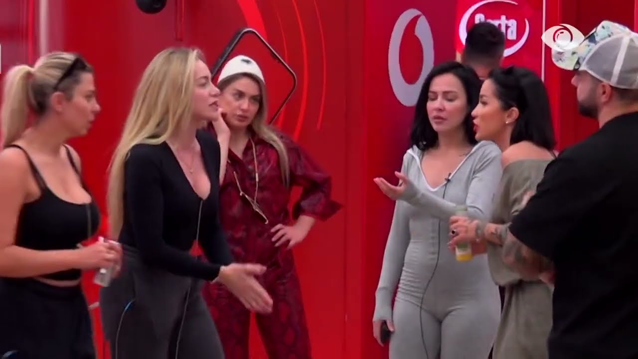 Më vjen nga mbrapa/ Si u krijua krisja në raportin mes Heidit dhe Rozës