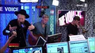 Movits "På﻿ drift, Norrbotten" LIVE - VAKNA! med the Voice