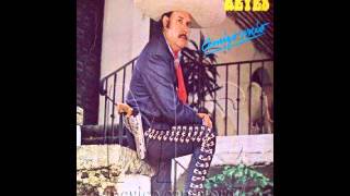 GERARDO REYES TUMBA OLVIDADA