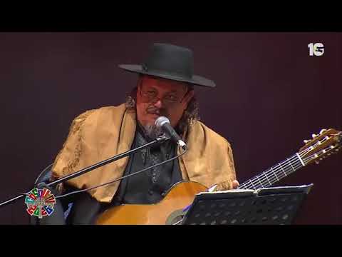 2096- Adrián Maggi en Cosquín 2026  Festival Nacional de Folklore