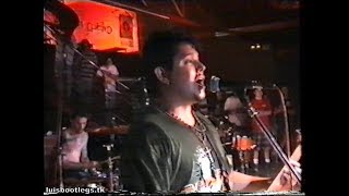 17 NOFX - Please Play This Song On The Radio (1st camera) 1993-06-23 Avilés, Spain - Quattro rare