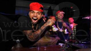 Chris Brown - Gettin Money (Throw These Racks)