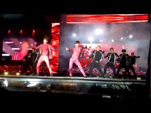 (HD) Fancam - 121125 SMTown Live in Bangkok III TVXQ (Rising Sun)