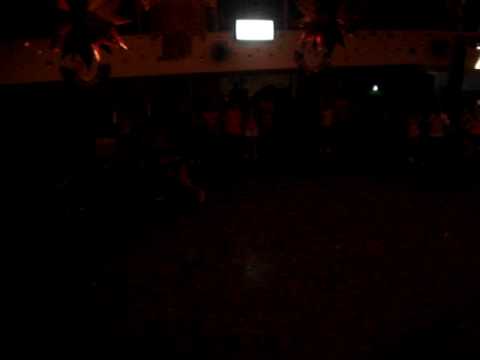 Bloco Perigosos abrindo o salão