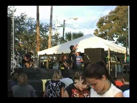 Blindside - Caught a Glimpse (Live at Guavaween, 2002) (10/26/02)