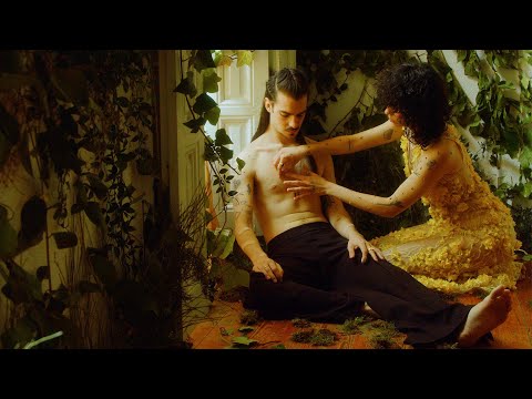 Xavibo, Alice Wonder - No llores (Videoclip)