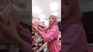 Download lagu Mentahan halu belanja barang cewe cantik. Buat story wa manasin mantan, prank temen. mp3