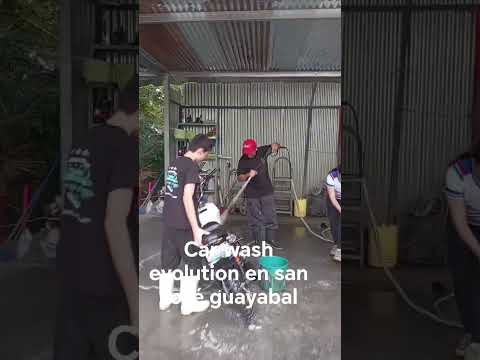 carwash en la entrada de pueblo de san José guayabal