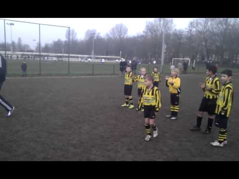 Strafschoppen LEONIDAS E4 - VFC E10