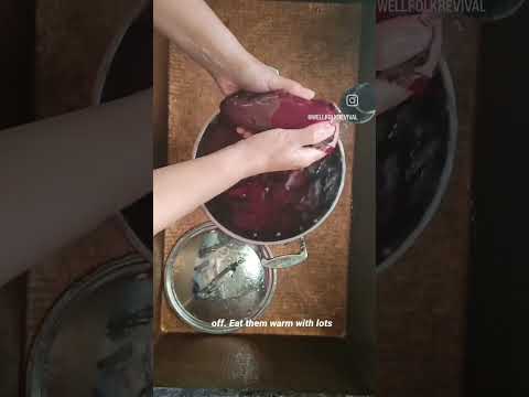 How to Cook Red Beets