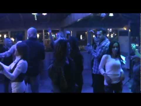 vur patlasın, çal oynasın....marina'da eğlence bir başka