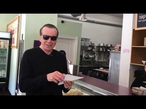 Chazz Palminteri tries a North Beach cannoli | A Bronx Tale