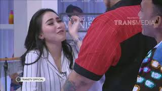 Download lagu BROWNIS - Aty Kodong Tidak Jadi Menikah Malah Bahagia (24/8/18) Part1 mp3 Download lagu BROWNIS - Aty Kodong Tidak Jadi Menikah Malah Bahagia (24/8/18) Part1 mp3