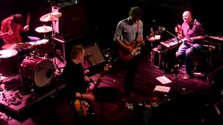 Daryll-Ann - Thoughts And Words (The Byrds) @ Tivoli (11/11)