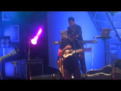 MAX CASTRO Y LUCHO QUEQUEZANA EN EL PARQUE DE EXPOSICION 03-02-13