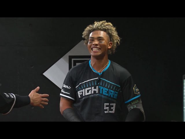 【1回裏】初回先頭打者ホームラン!! ファイターズ・水谷瞬が先制の一発を放つ!! 2024年8月27日 北海道日本ハムファイターズ 対 東北楽天ゴールデンイーグルス
