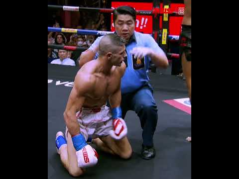 A swift elbow from Kongjak put Galip Celik down in the third round! 😱