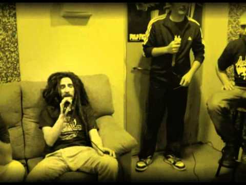 Roe Delgado con Eterno ensayando la cancion de Cuentos el 30 de marzo del 2011.