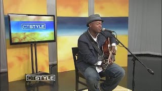 Javier Colon Performs on Stage 8