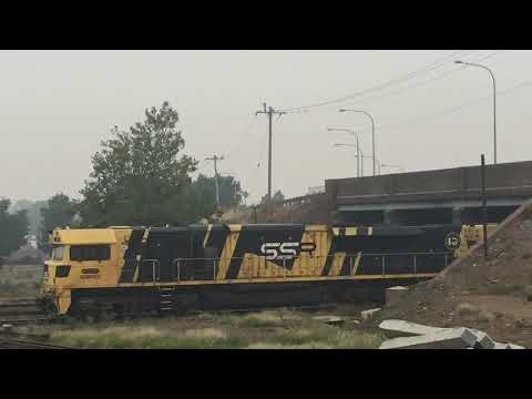 SSR grain train at Goulburn NSW