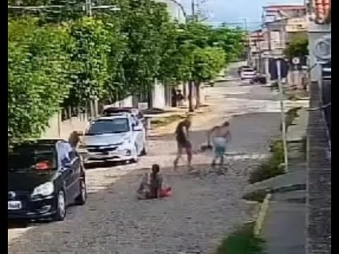 Polícia identifica adolescentes que atacaram mulher no centro de Itaporanga. Ação foi filmada