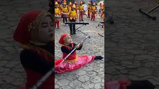 Download lagu putar tongkat mayoret atraksi split #mayoret #drumband #mayoretcantik #mayoretdrumband #music #seni mp3