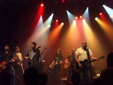 Vilain Pingouin Et Bodh'aktan -  Live Club Soda Nov 2014