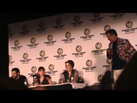 Wizard World Sacramento Comic Con 2014: Bruce Campbell vs. The Audience Round 1