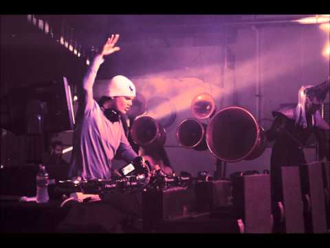Avicii feat. Audra Mae - Addicted To You [HQ]