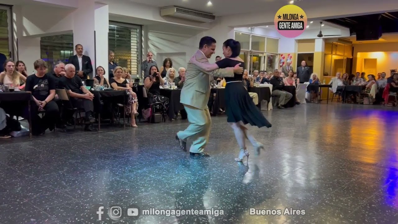 Lola Ruiz y Pedro Ochoa  - Milonga Gente Amiga - 21/ENE/2023 (2/3)