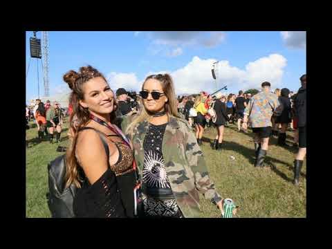 Deep Dish - Live at Creamfields - 2004