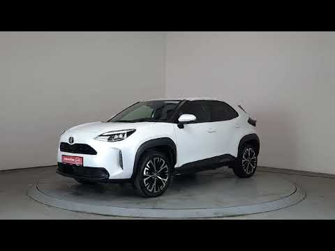 Toyota Yaris Cross HYBRID LUNA SPORT AUTOMATIC *RE - Image 2