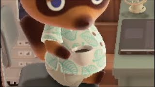 飲みかけのコーヒーをポケットに突っ込むたぬきち