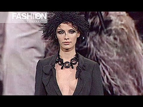 GIORGIO ARMANI Fall 2004 2005 Milan - Fashion Channel