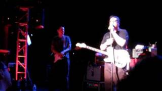 They Might Be Giants - Dinner Bell (2008-10-24 - Calvin Theatre - Northampton, MA)