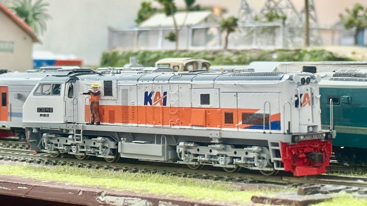 Drama Unboxing paket mainan kereta api BB300,CC203,CC206,CC201 & CC201 RNB langsung  rolling anjlok