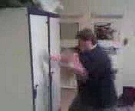 comment demonter armoire normande