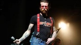 Eagles Of Death Metal - &#39;Moonage Daydream&#39; (David Bowie cover) 25/08/16