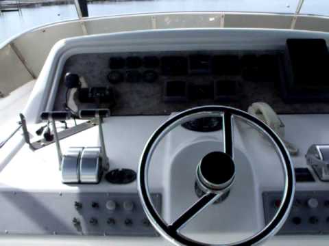 The Victoria Linda Yacht - Bridge