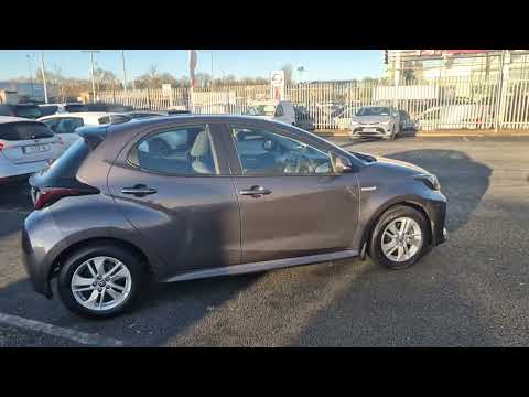 Toyota Yaris 1.5 HYBRID LUNA 5DR - Image 2